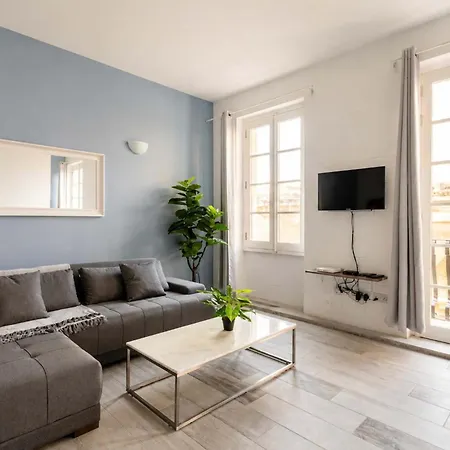 Bnbnova - Historic Penthouse *